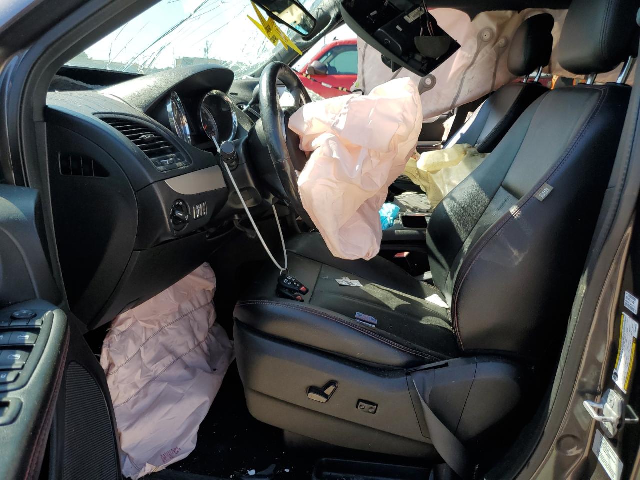 2015 Dodge Grand Caravan R/T VIN: 2C4RDGEG7FR683582 Lot: 68546265