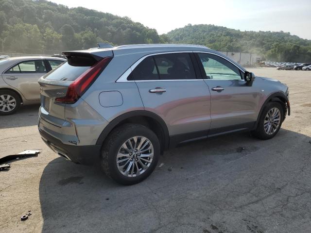  CADILLAC XT4 2024 Srebrny