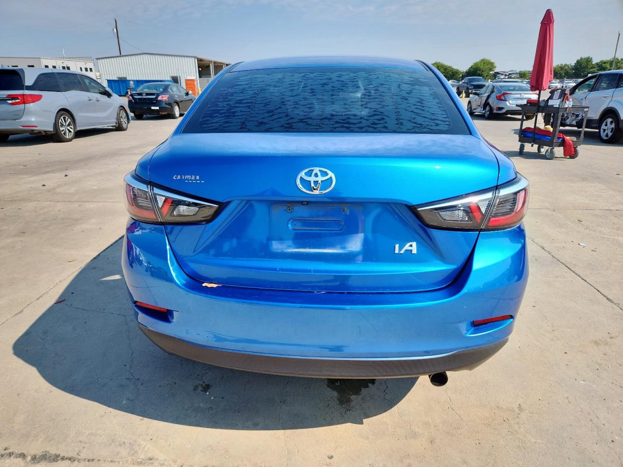 2017 Toyota Yaris Ia VIN: 3MYDLBYV2HY153700 Lot: 69997035