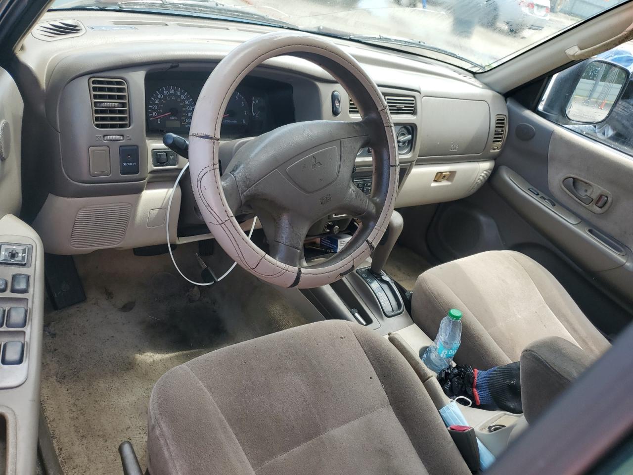 2000 Mitsubishi Montero Sport Ls VIN: JA4LS31HXYP014918 Lot: 69921305