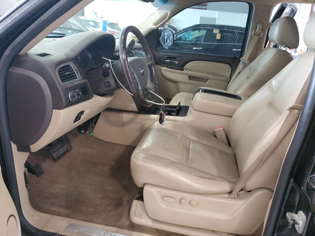 2010 GMC Yukon Xl Denali VIN: 1GKUKMEF9AR219279 Lot: 67189975