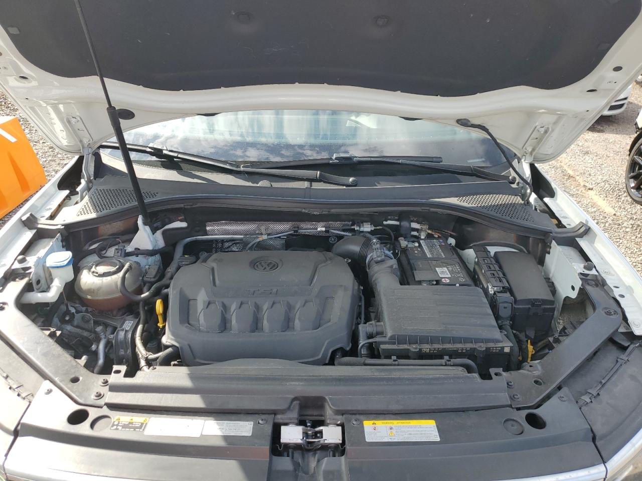 2020 Volkswagen Tiguan Sel Premium R-Line VIN: 3VV4B7AX9LM148036 Lot: 70623795