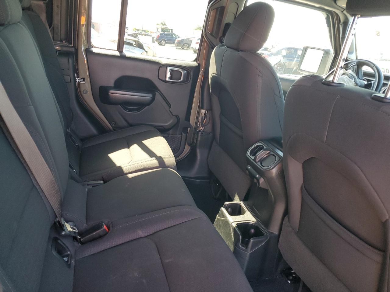 2020 Jeep Gladiator Sport VIN: 1C6HJTAG4LL215145 Lot: 67793855