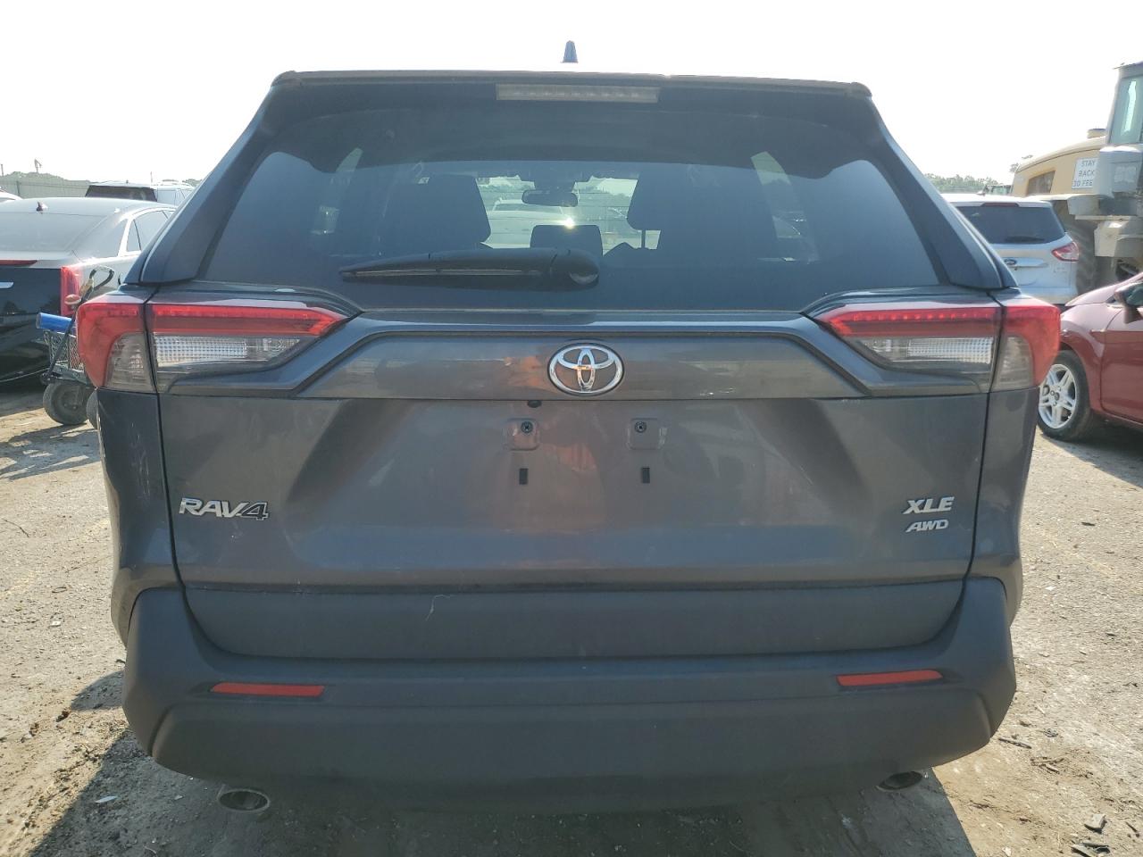 2022 Toyota Rav4 Xle VIN: 2T3P1RFV2NC285498 Lot: 66832345