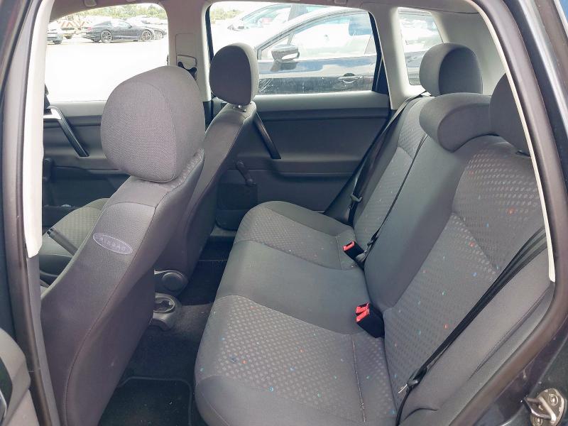 2004 VOLKSWAGEN POLO E 