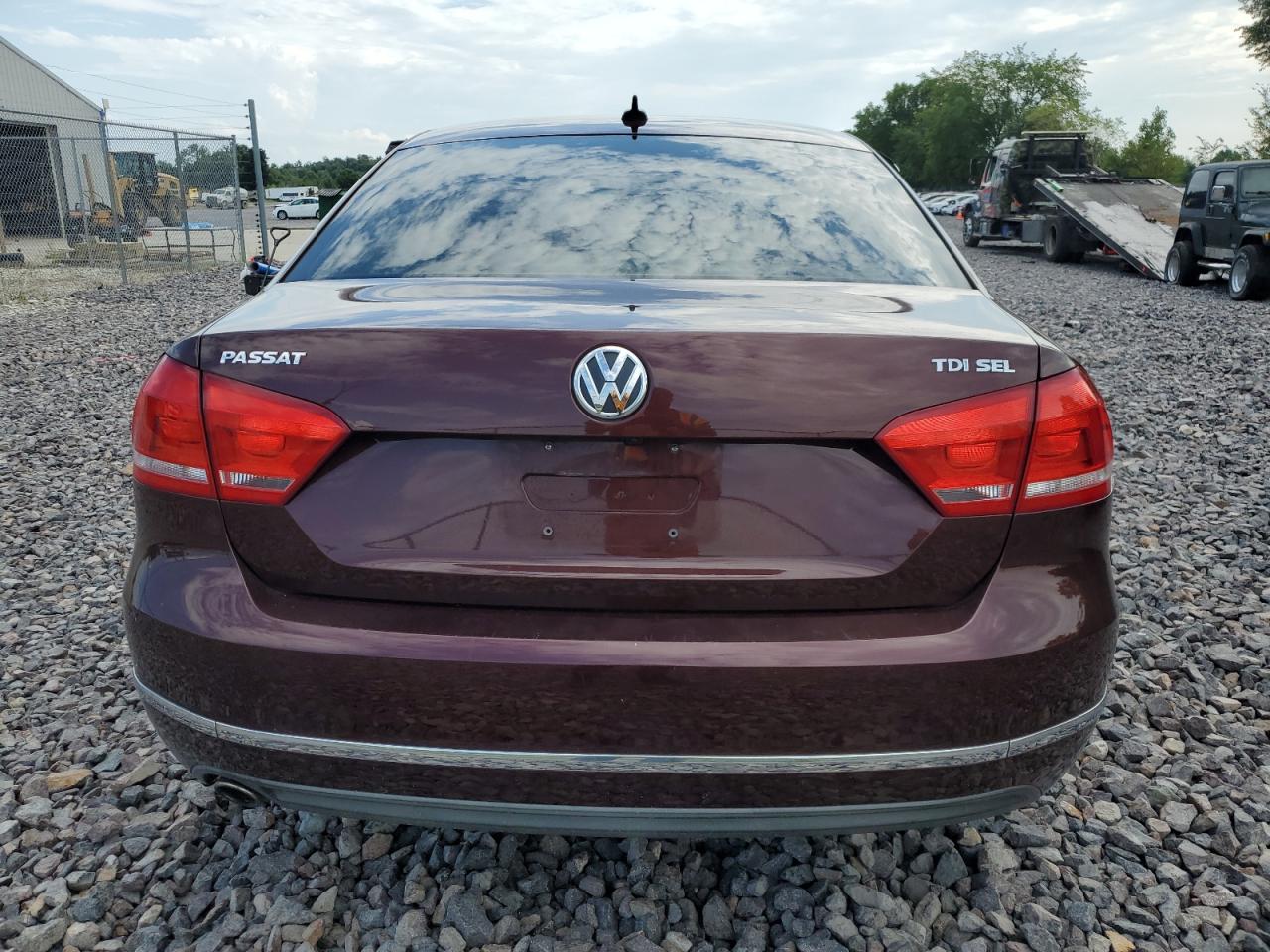 2014 Volkswagen Passat Sel VIN: 1VWCN7A35EC063260 Lot: 69214775