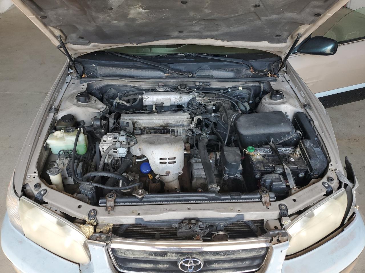 2000 Toyota Camry Ce VIN: 4T1BG22K6YU952323 Lot: 70155305