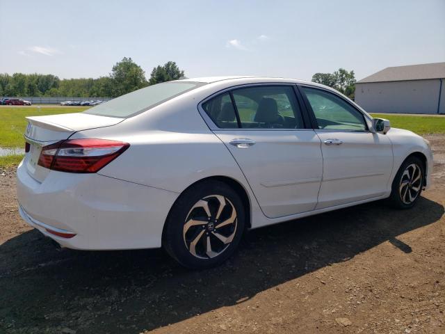 Седаны HONDA ACCORD 2016 Белы