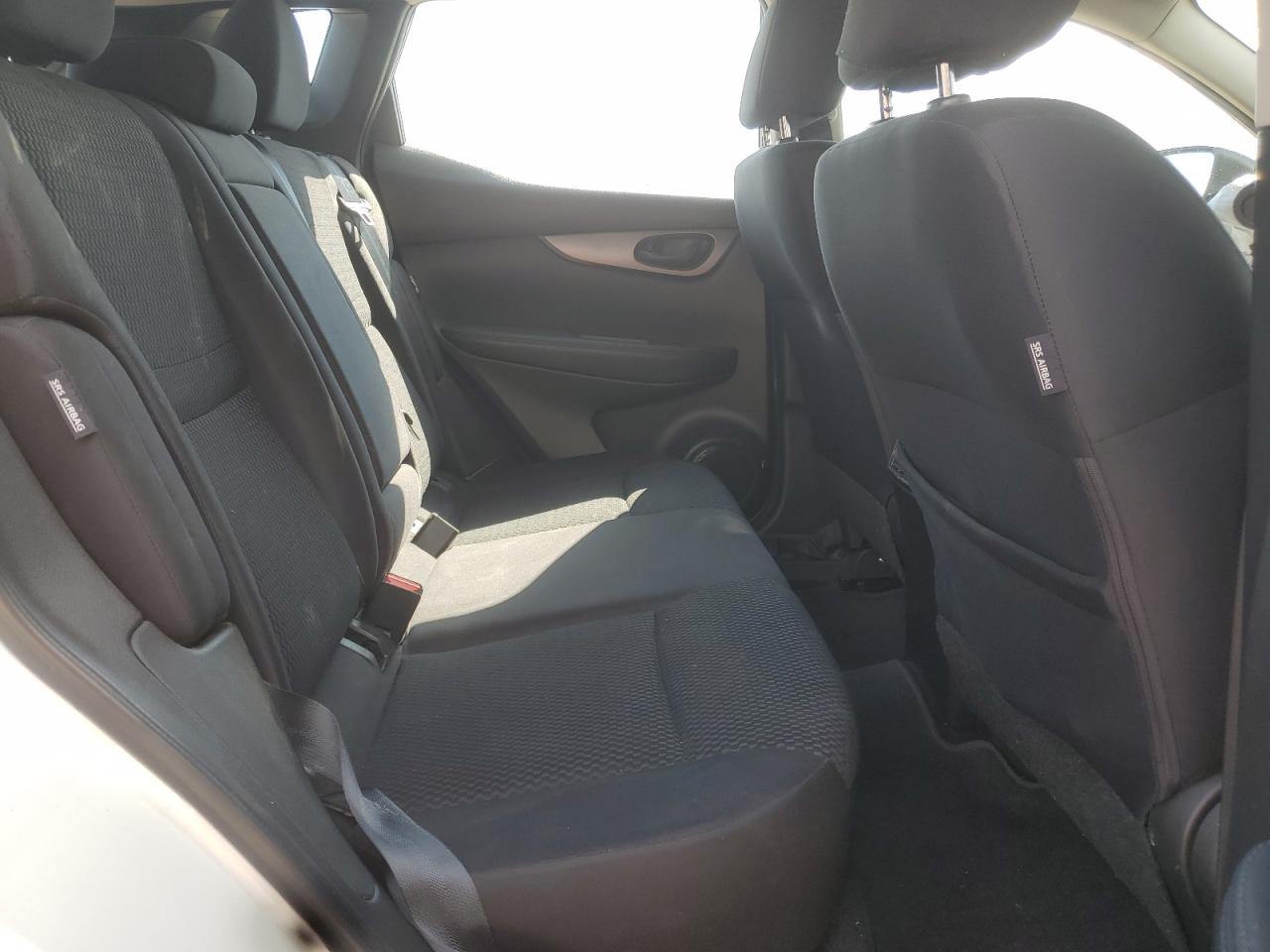 2022 Nissan Rogue Sport S VIN: JN1BJ1AW6NW479501 Lot: 70274395