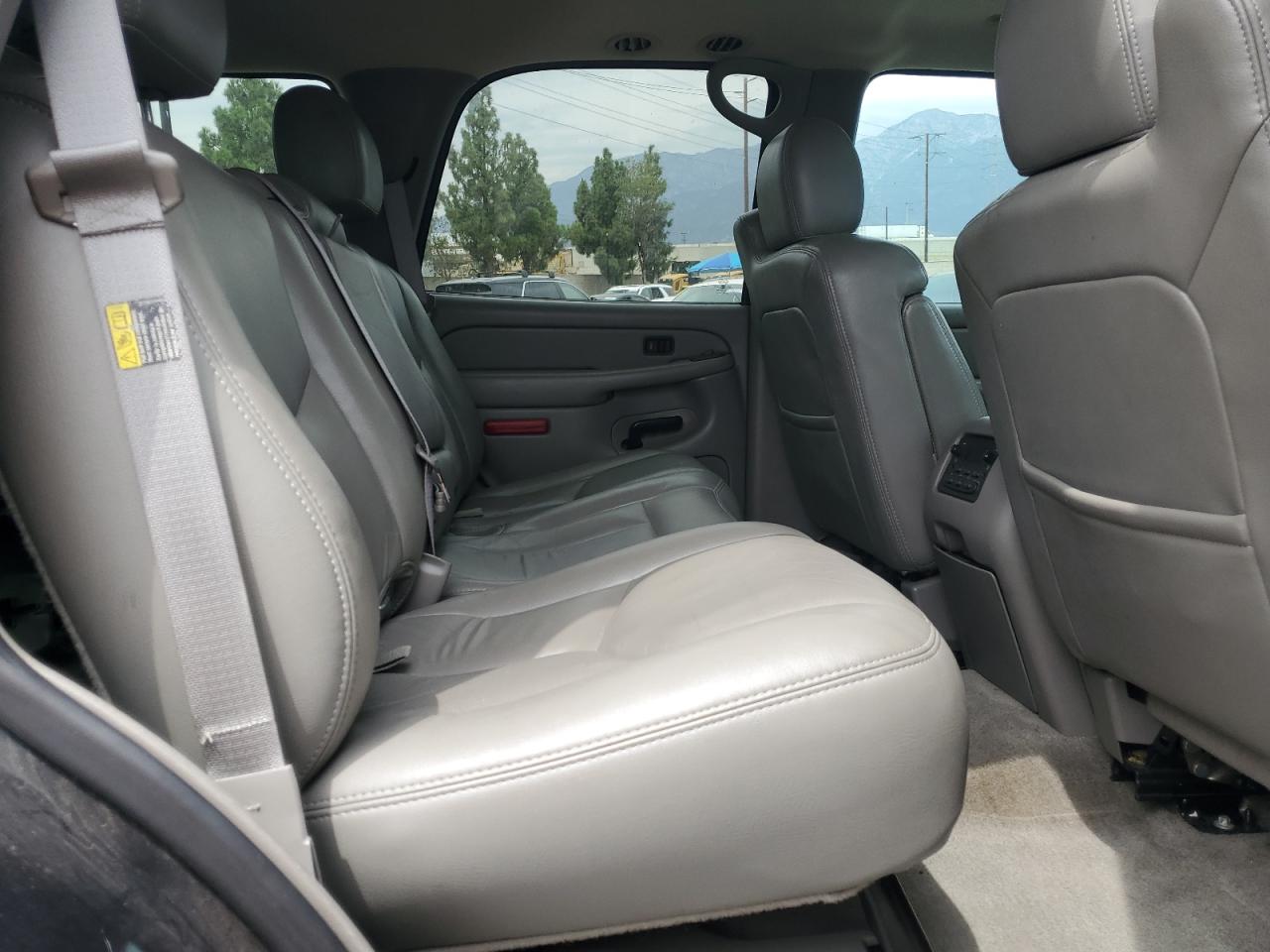 2004 Chevrolet Tahoe C1500 VIN: 1GNEC13T74R276242 Lot: 70556415