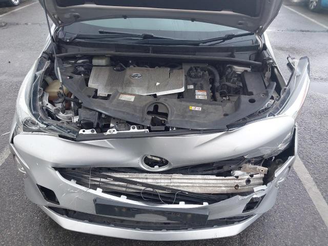 2017 TOYOTA PRIUS ACTIVE VVT-I CVT 