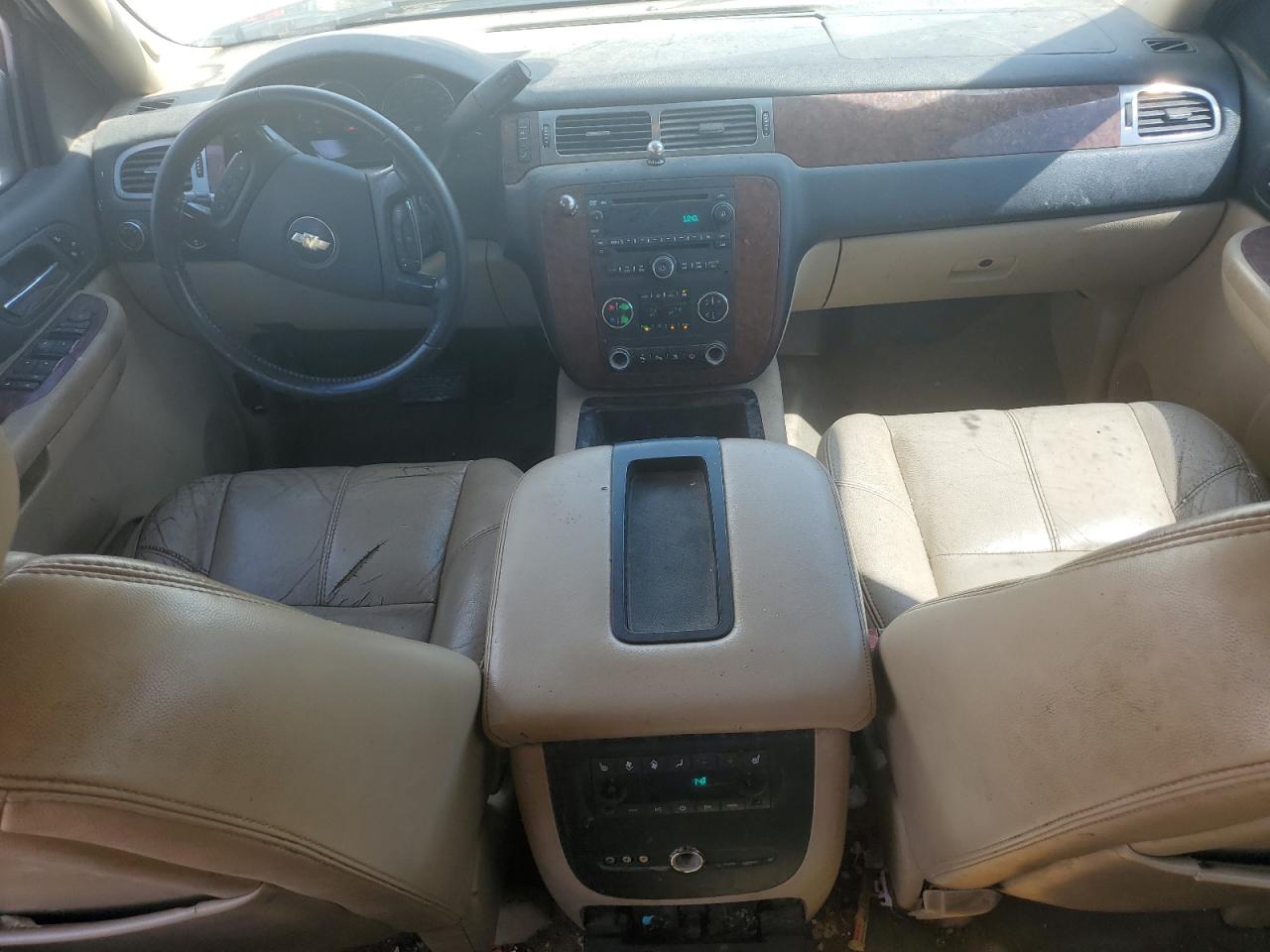 2007 Chevrolet Suburban K1500 VIN: 1GNFK163X7J206353 Lot: 67847255