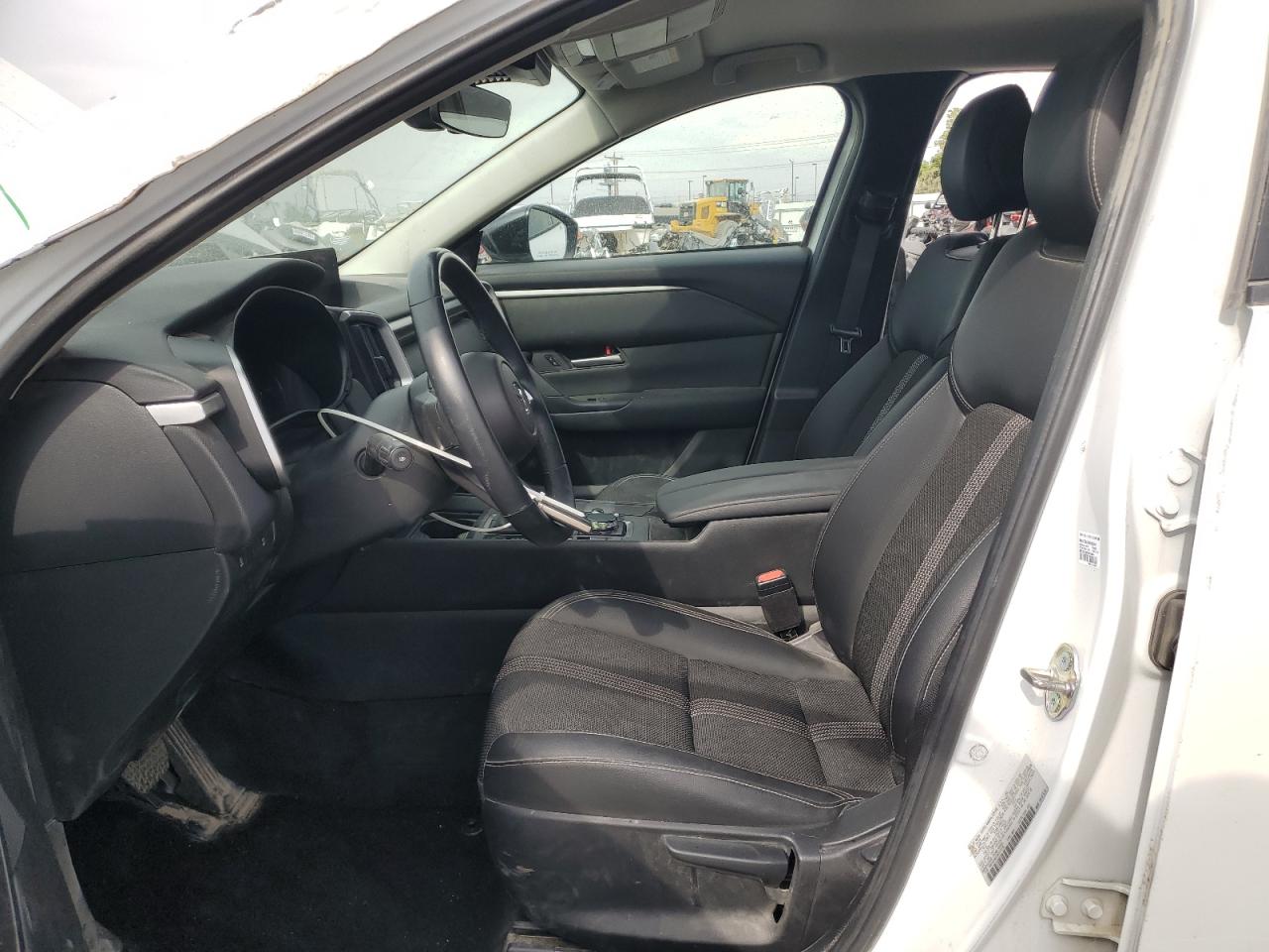 2025 Mazda Cx-50 Select VIN: 7MMVABAM3SN327076 Lot: 70548395