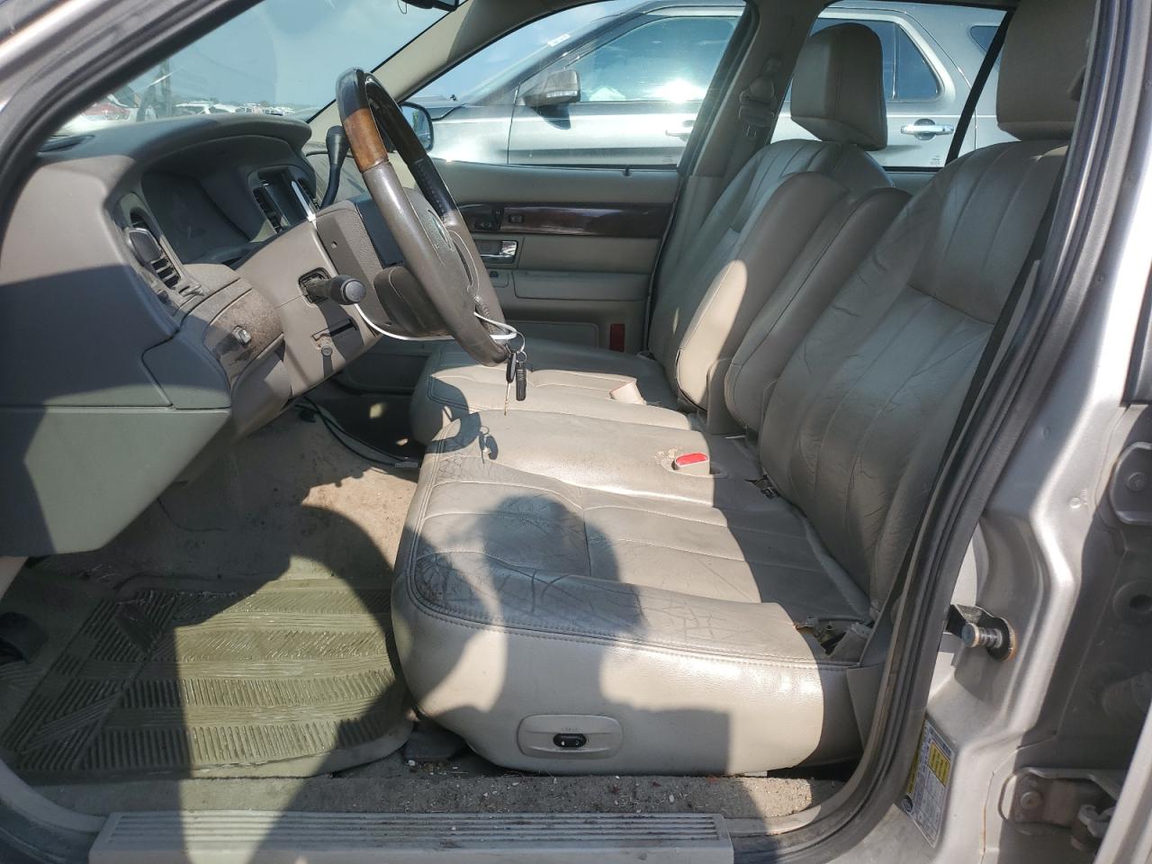 2010 Mercury Grand Marquis Ls VIN: 2MEBM7FV4AX622000 Lot: 67356245