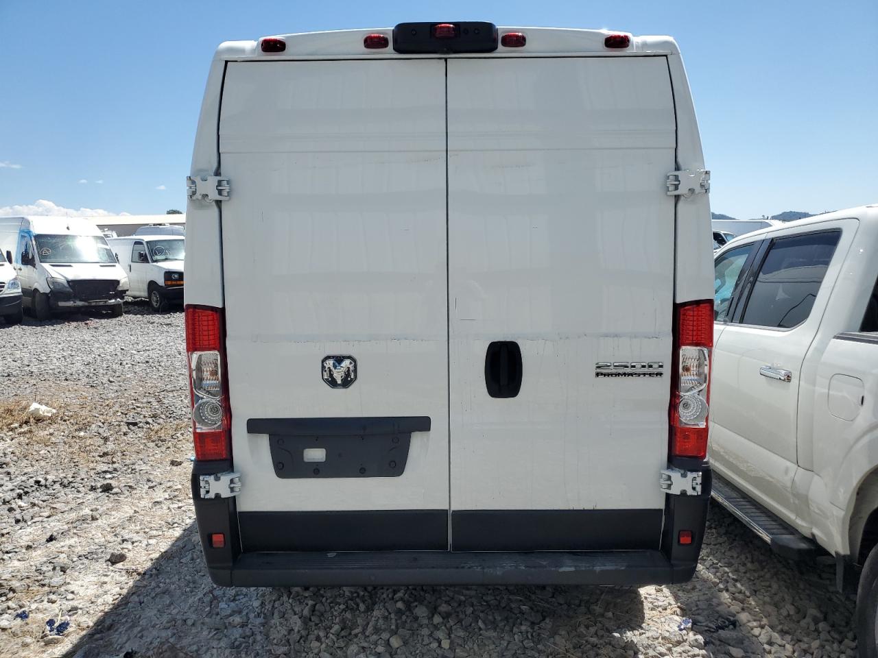 2024 Ram Promaster 2500 2500 High VIN: 3C6LRVDG5RE106186 Lot: 70260955