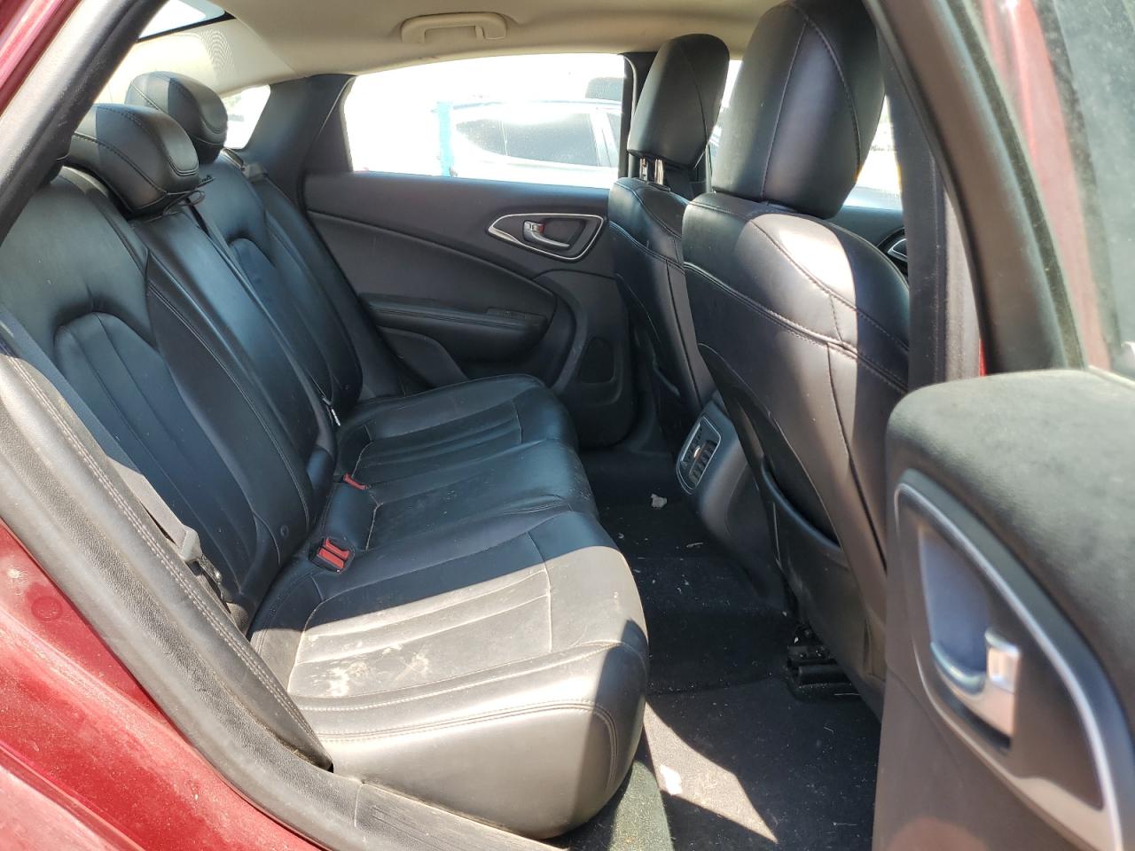 2015 Chrysler 200 C VIN: 1C3CCCCB7FN559421 Lot: 68360105