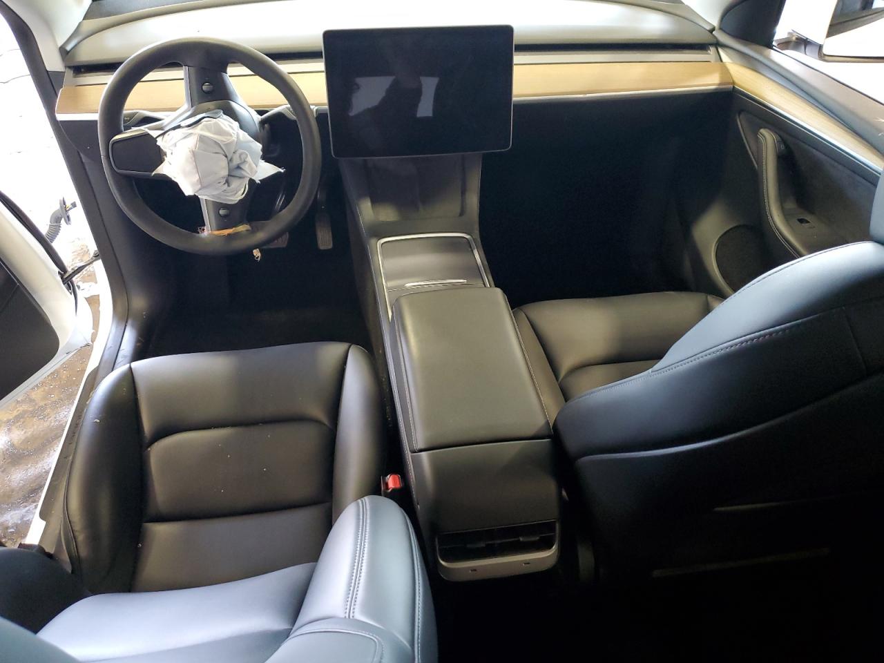 2023 Tesla Model Y VIN: 7SAYGDEE9PA096524 Lot: 71046265