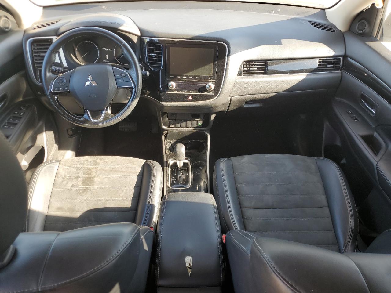 2020 Mitsubishi Outlander Se VIN: JA4AZ3A35LZ044316 Lot: 70256025