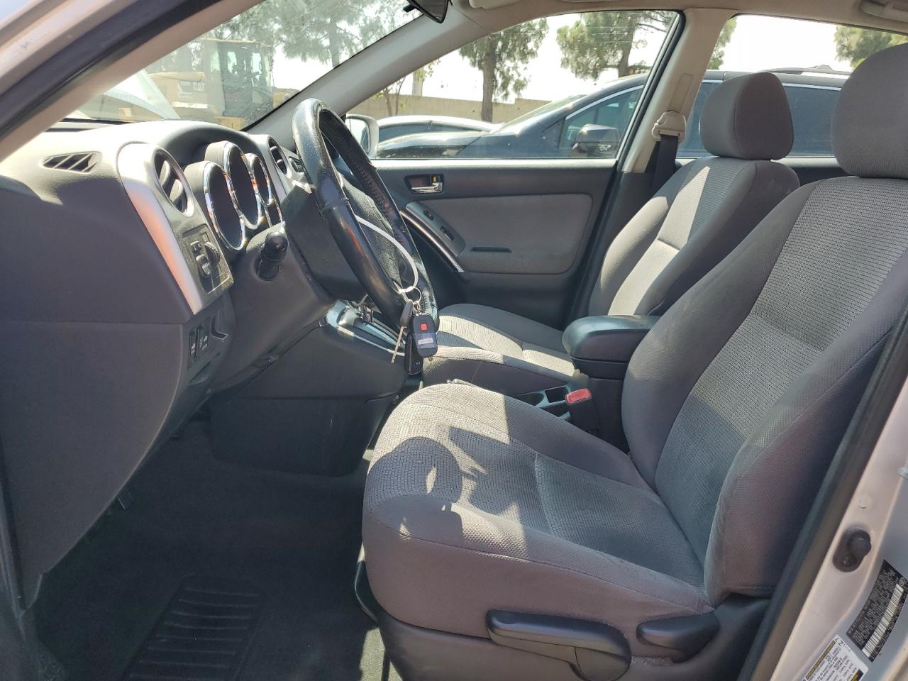 2006 Toyota Corolla Matrix Xr VIN: 2T1KR32E76C561626 Lot: 67627665
