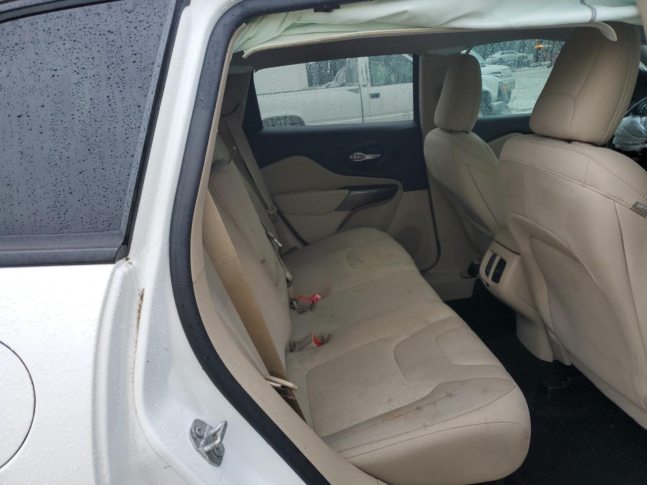 2020 Jeep Cherokee Latitude VIN: 1C4PJLCB4LD556786 Lot: 67481725