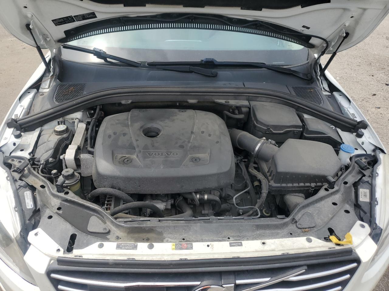 2015 Volvo Xc60 T5 Premier VIN: YV440MDK9F2741505 Lot: 69792895