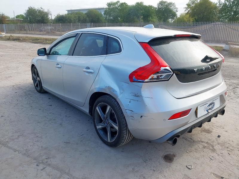 2014 VOLVO V40 R-DESIGN D2 AUTO 