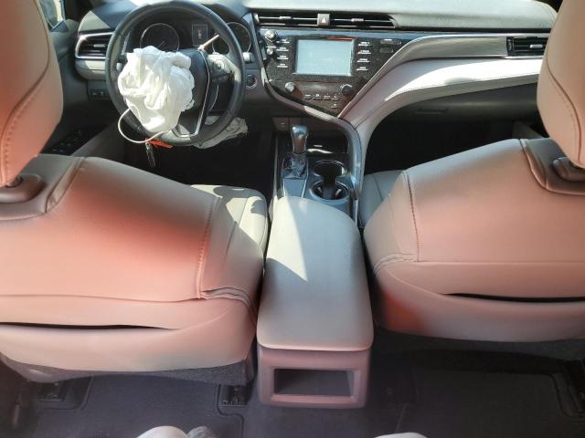  TOYOTA CAMRY 2018 Granatowy