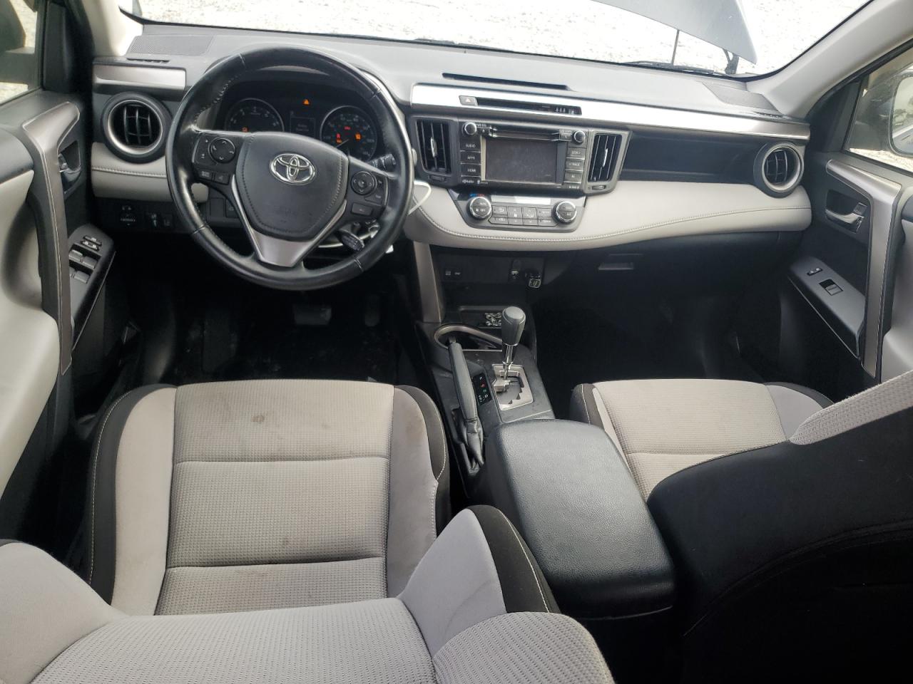 2017 Toyota Rav4 Xle VIN: JTMWFREV4HD103833 Lot: 68335245