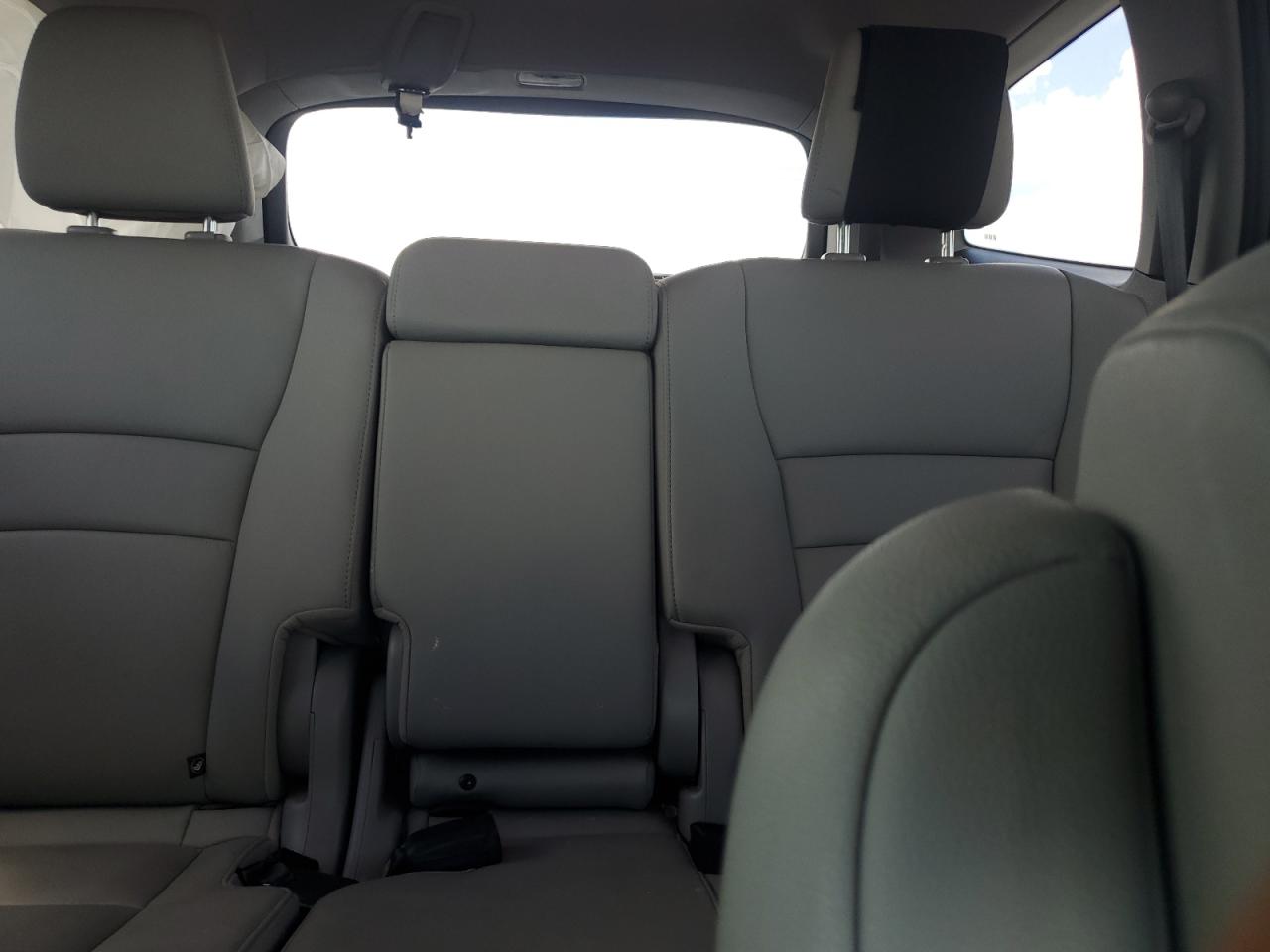 2022 Honda Pilot Se VIN: 5FNYF5H22NB033627 Lot: 68681855