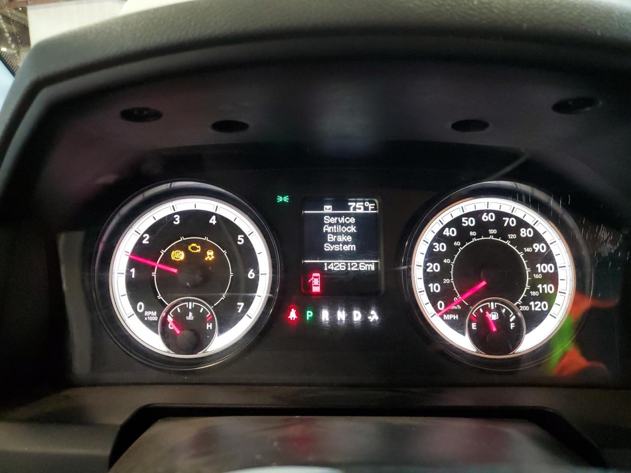 2017 Ram 1500 St VIN: 1C6RR6FG5HS769072 Lot: 70844285