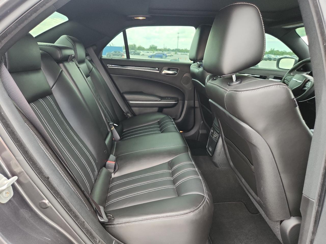 2023 Chrysler 300 S VIN: 2C3CCABG7PH648739 Lot: 67993985