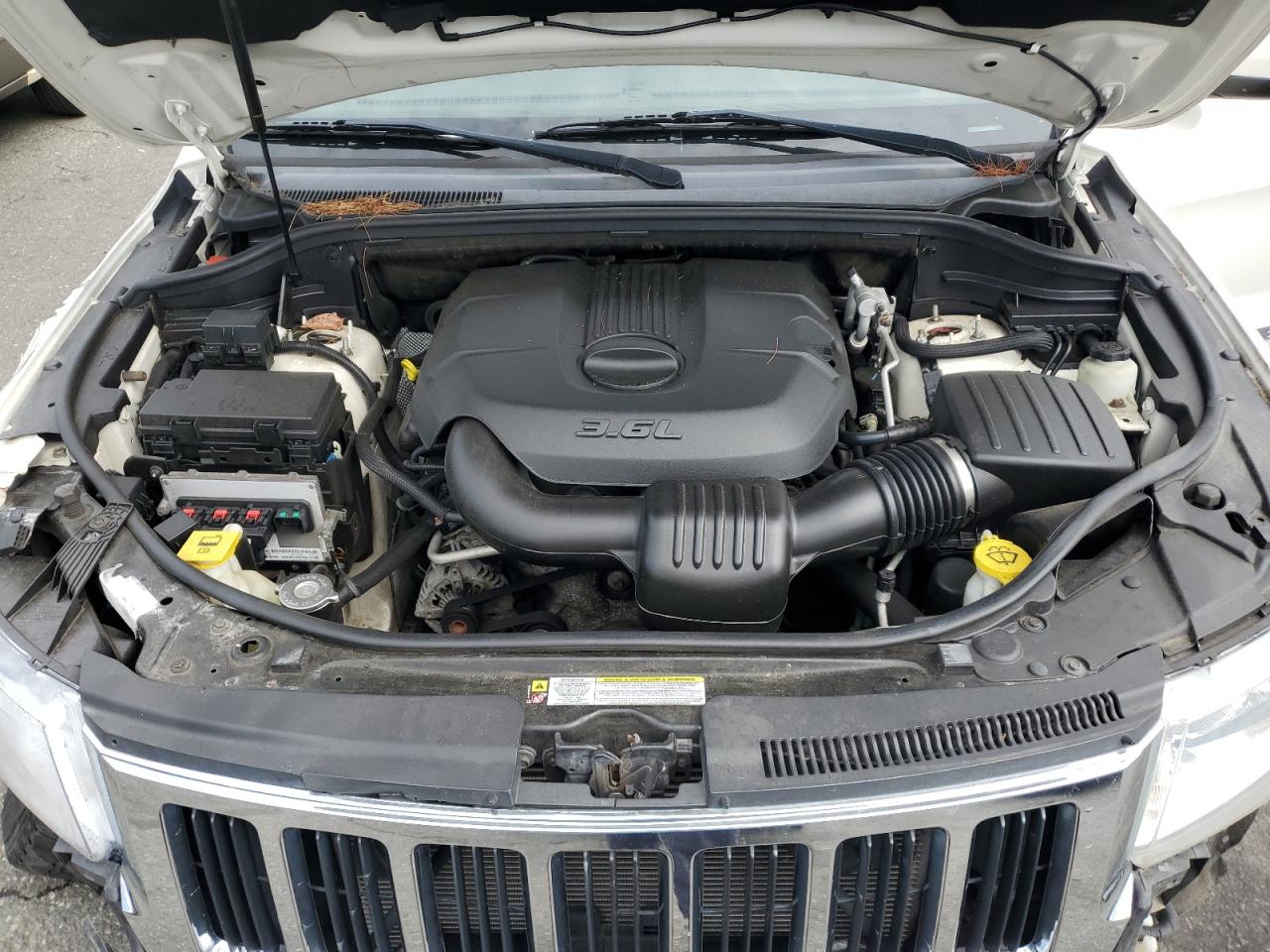 2011 Jeep Grand Cherokee Laredo VIN: 1J4RR4GG1BC576179 Lot: 70903405