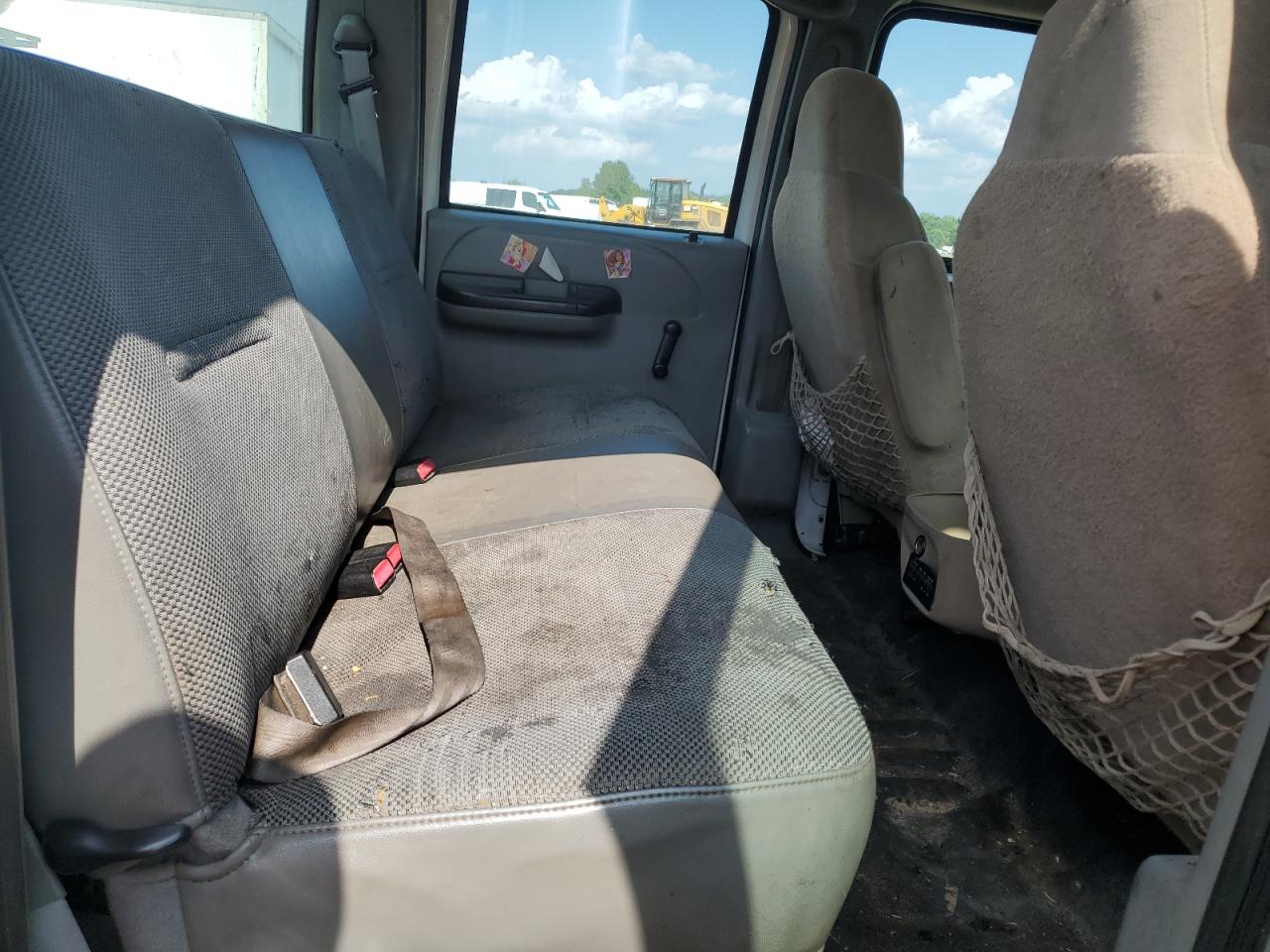 car-image car-image