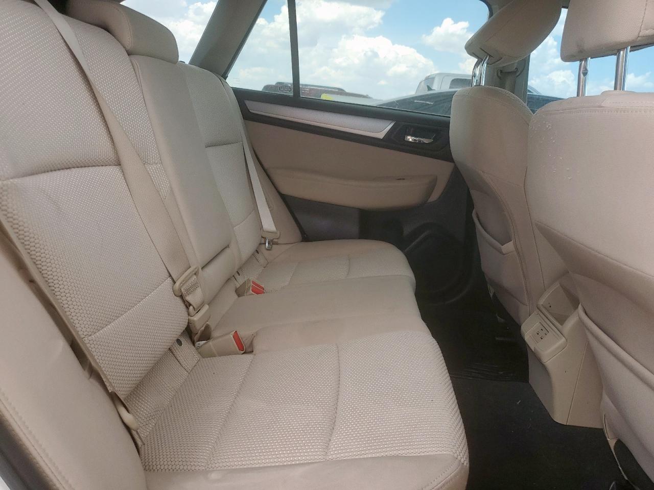 2018 Subaru Outback 2.5I Premium VIN: 4S4BSAHC2J3225376 Lot: 68122225