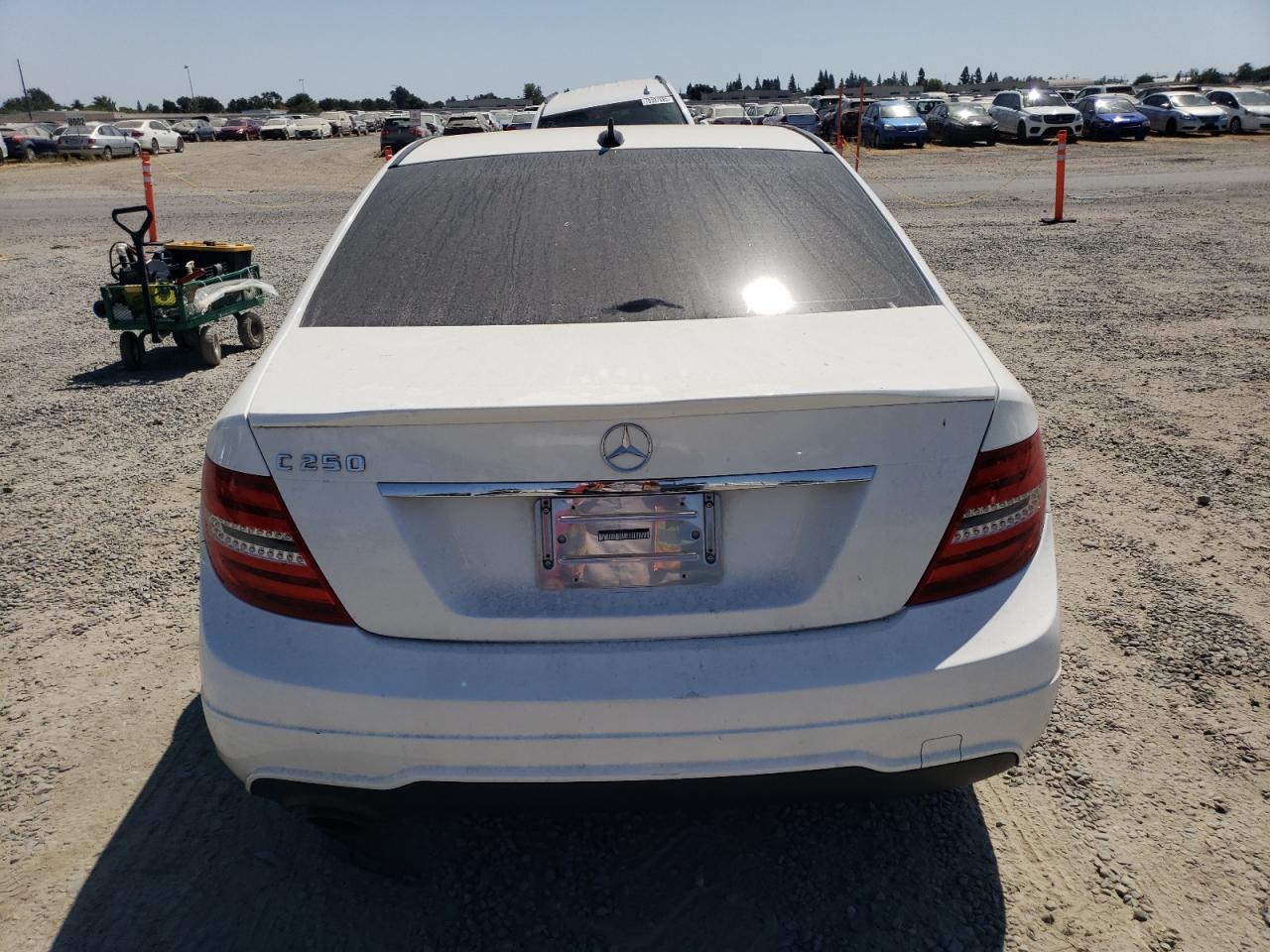2013 Mercedes-Benz C 250 VIN: WDDGF4HB5DA823555 Lot: 70201155