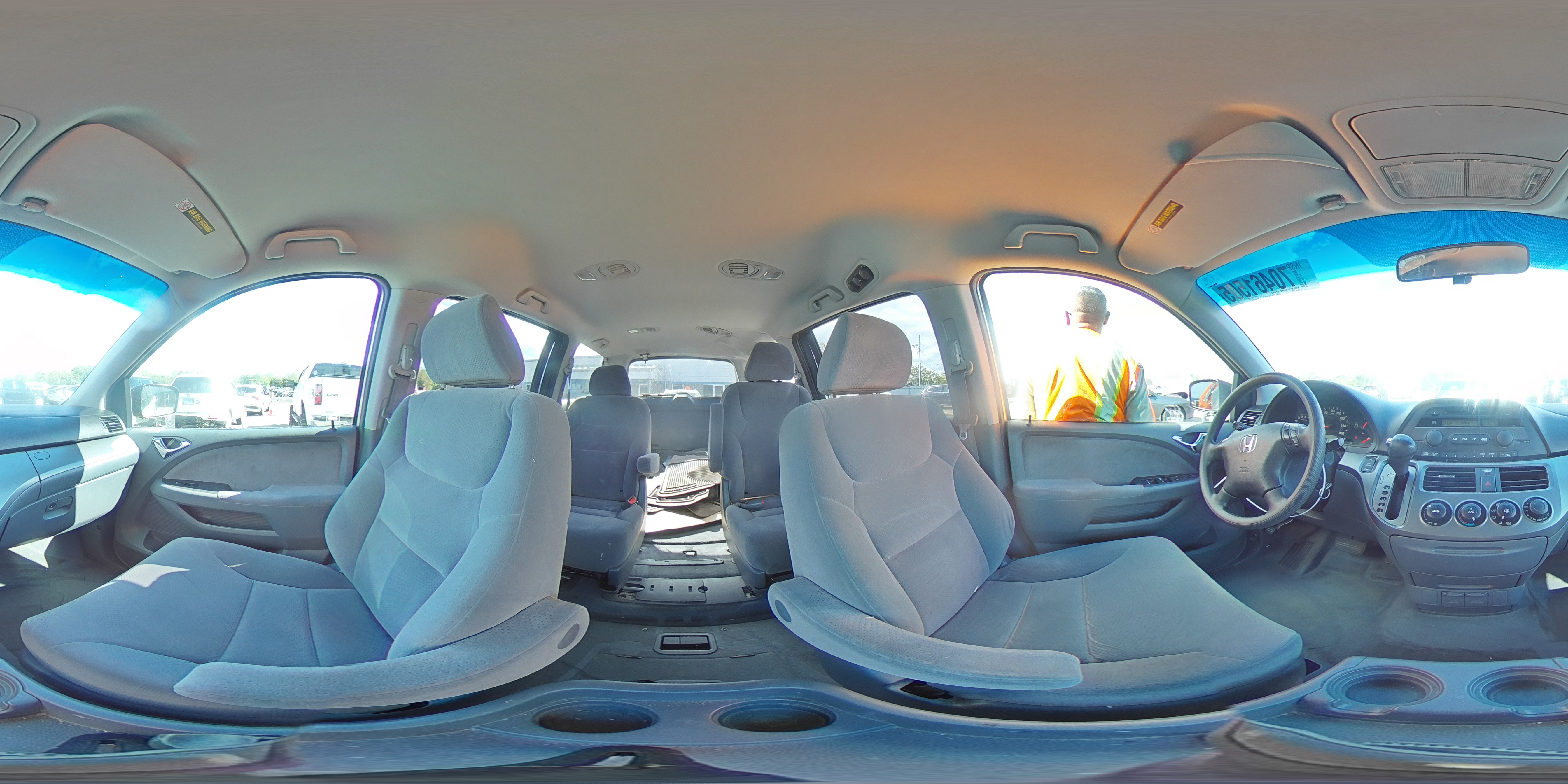 2005 Honda Odyssey Lx VIN: 5FNRL38245B026843 Lot: 70461505