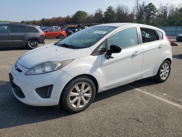  FORD FIESTA 2013 Biały
