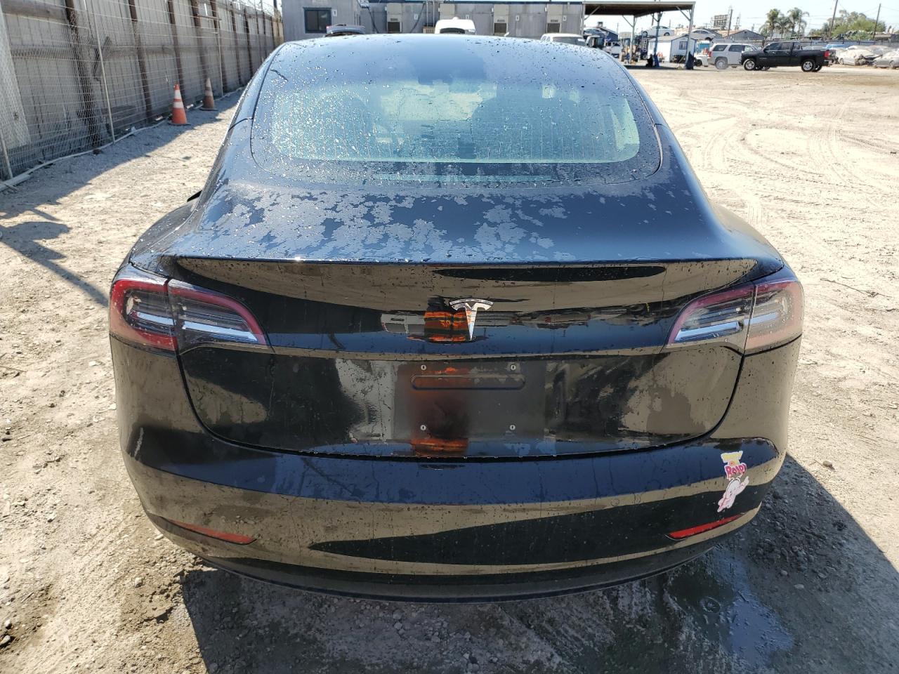 2018 Tesla Model 3 VIN: 5YJ3E1EA4JF157233 Lot: 70692585