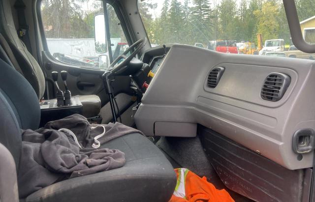 2014 FRHT 114SD - TRUCKS ROLL-OFF CONTAINER TRUCK