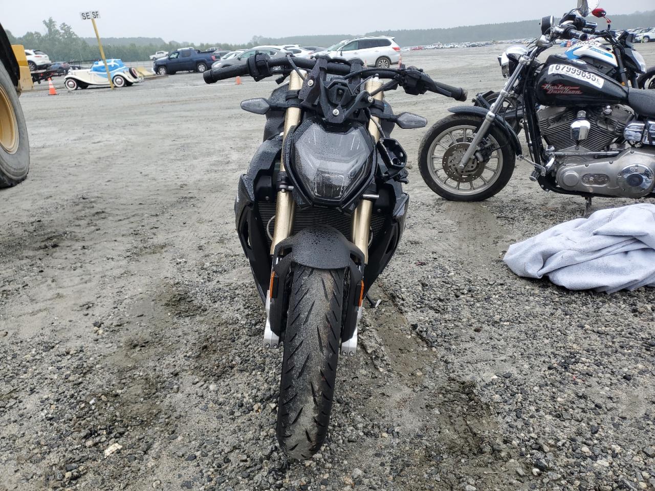 2024 BMW S 1000 R black null gas WB10E5304R6K90356 photo #3