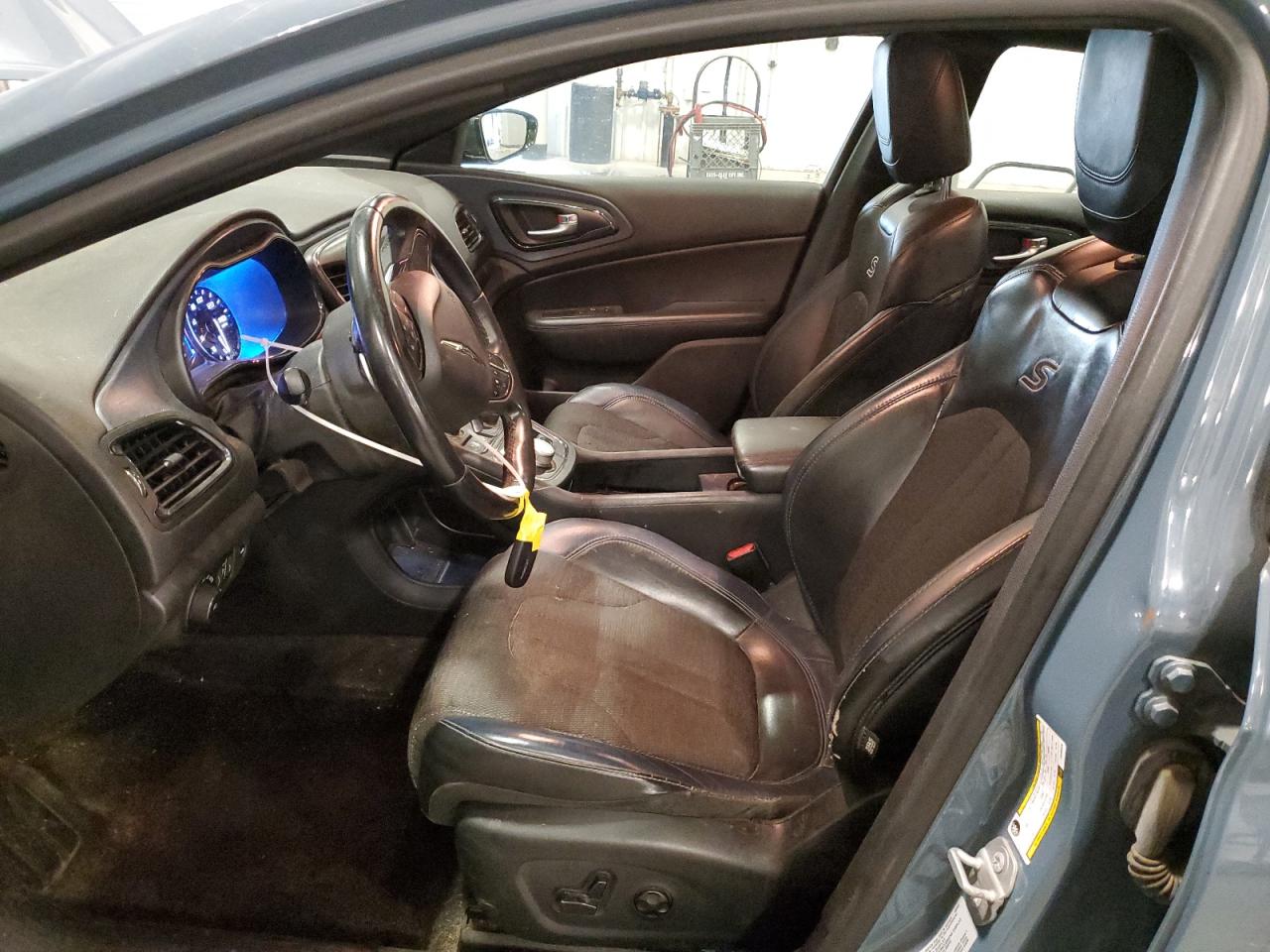 2015 Chrysler 200 S VIN: 1C3CCCBB5FN695628 Lot: 85915435