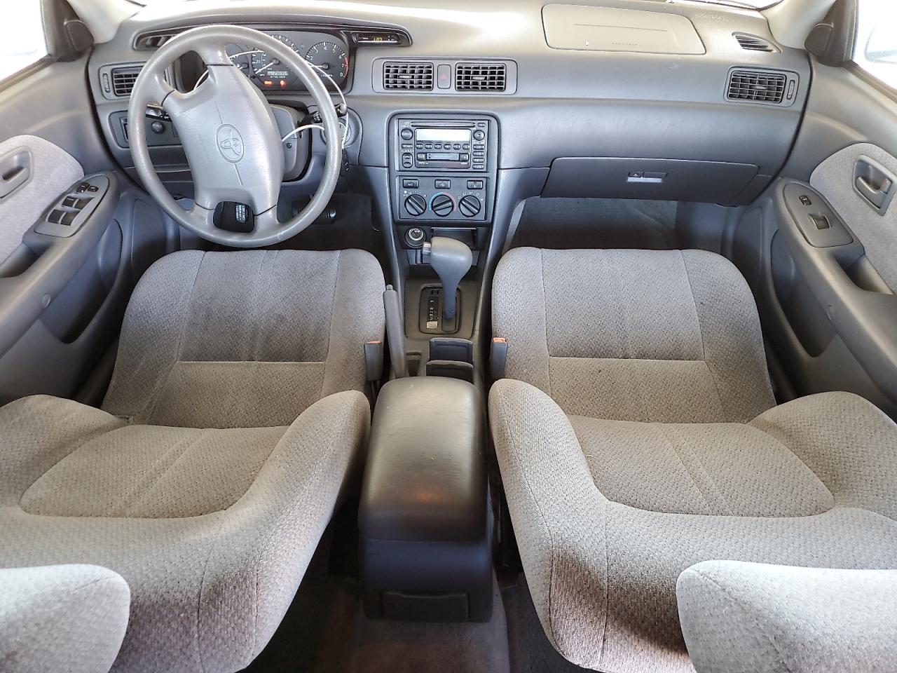 2000 Toyota Camry Le VIN: JT2BF28K4Y0269602 Lot: 69127465