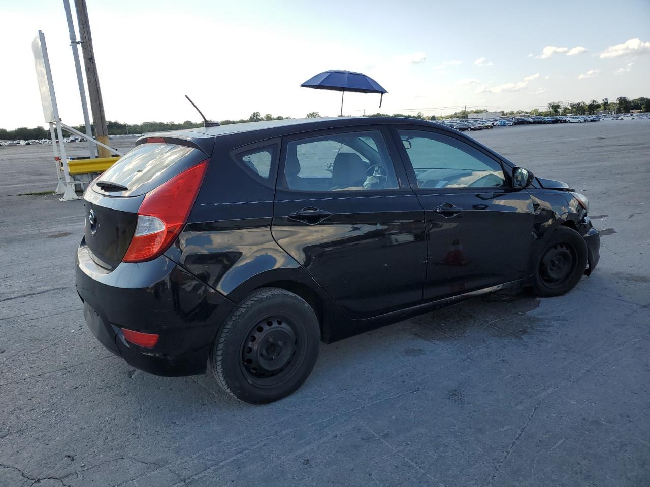 2012 Hyundai Accent Gls black hatchback gas KMHCT5AE8CU001109 photo #4