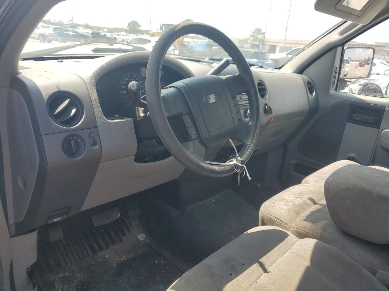 2006 Ford F150 VIN: 1FTRF12276NA84002 Lot: 69367545