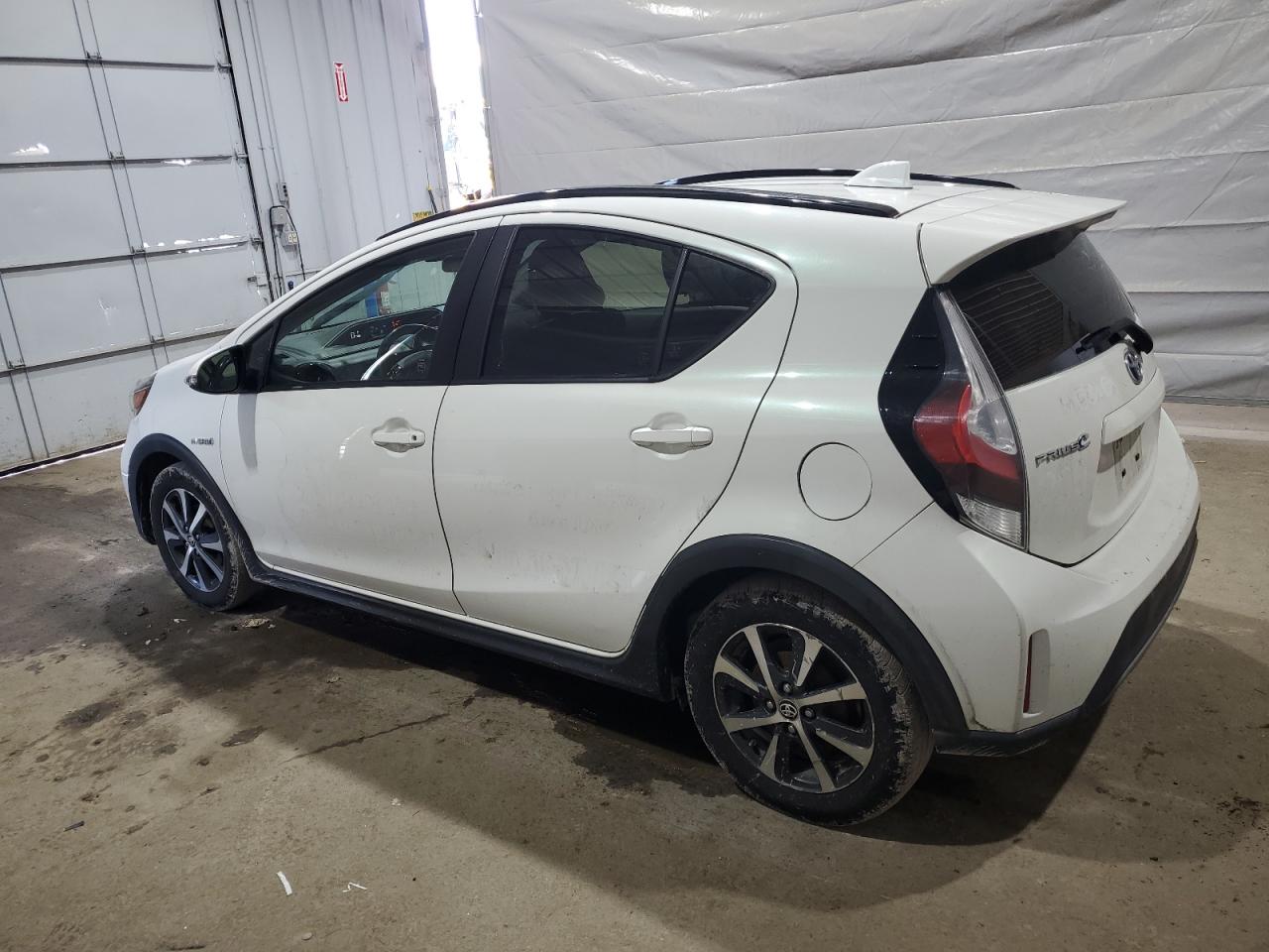 2018 Toyota Prius C VIN: JTDKDTB37J1620135 Lot: 67098315
