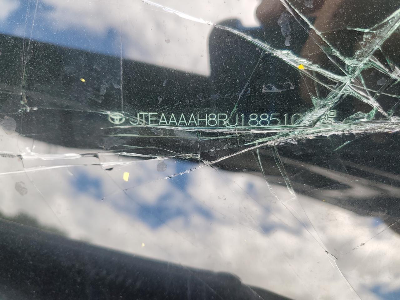 2024 Toyota Venza Le VIN: JTEAAAAH8RJ188510 Lot: 70848825