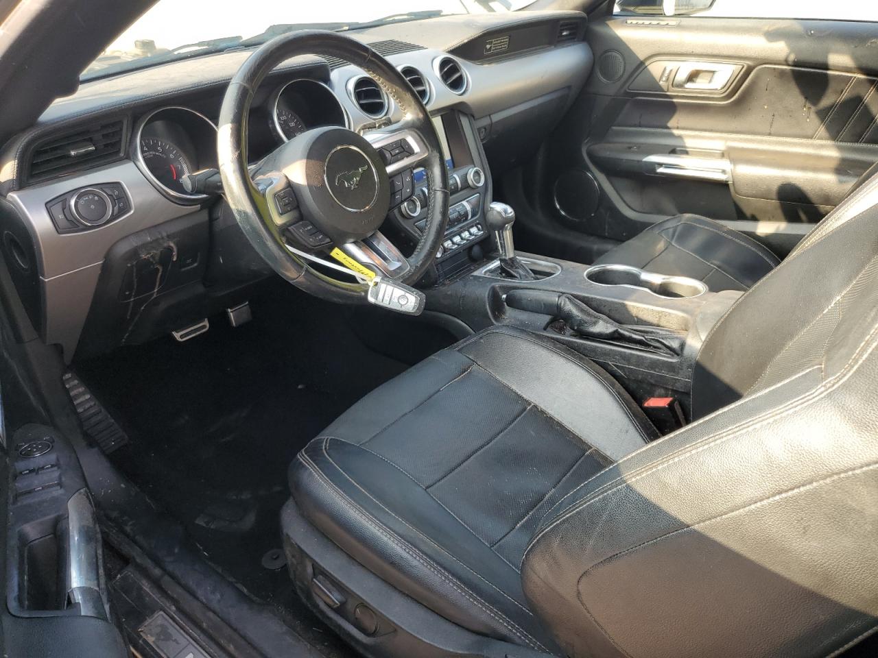 2020 Ford Mustang VIN: 1FATP8UH2L5131371 Lot: 69232595