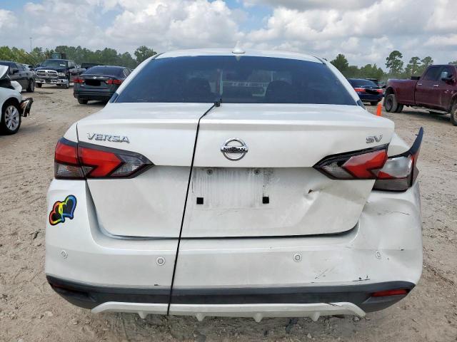  NISSAN VERSA 2020 Белы