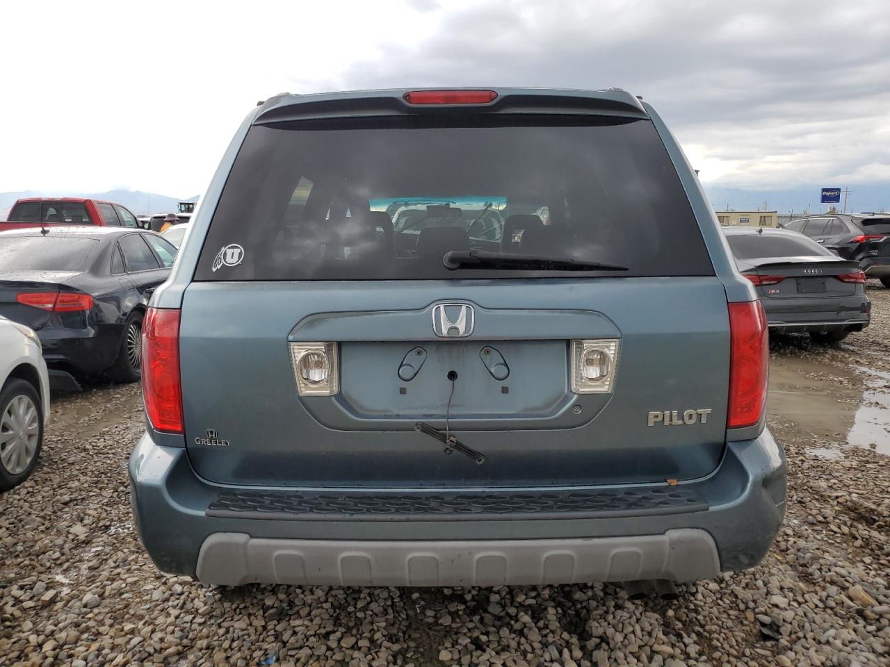 2005 Honda Pilot Exl VIN: 5FNYF18515B058215 Lot: 70589015