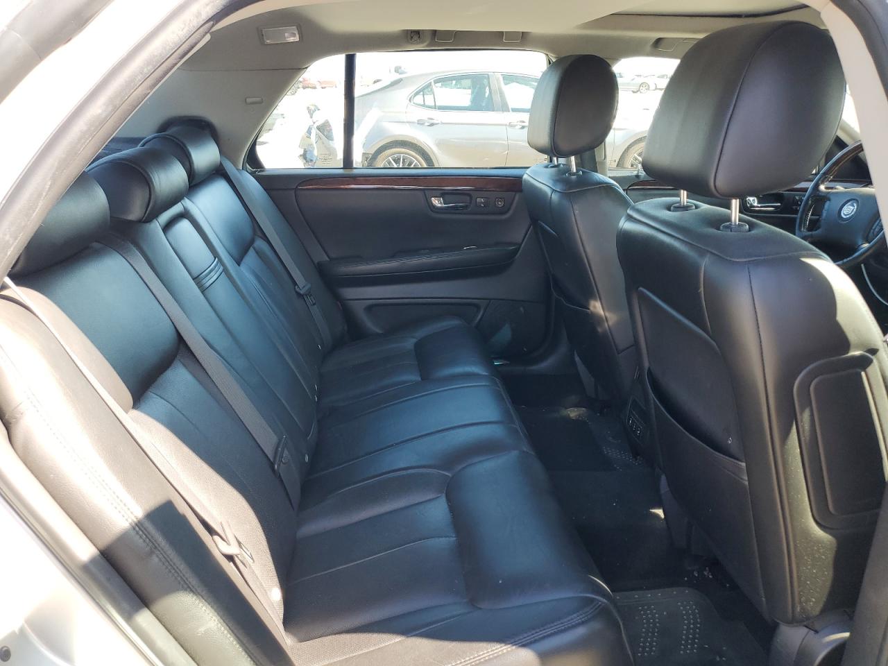 2008 Cadillac Dts VIN: 1G6KD57Y18U139275 Lot: 66412875